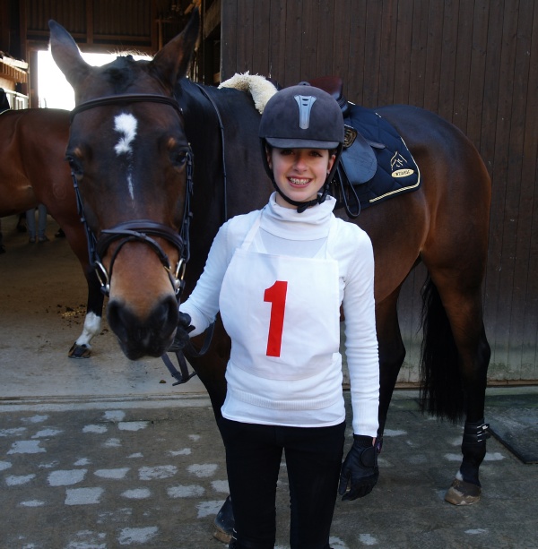 Brevetteilnehmer mit Pferd Weidhof20110320-04.jpg
