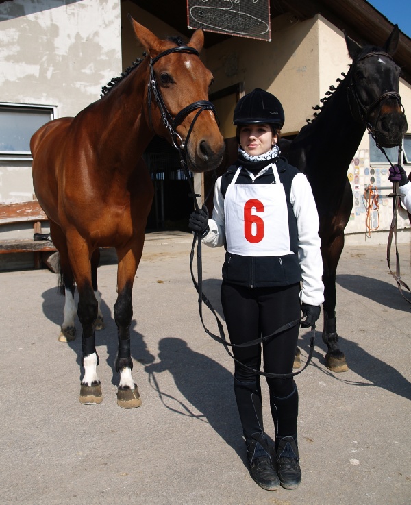 Brevetteilnehmer mit Pferd Weidhof20110320-22.jpg