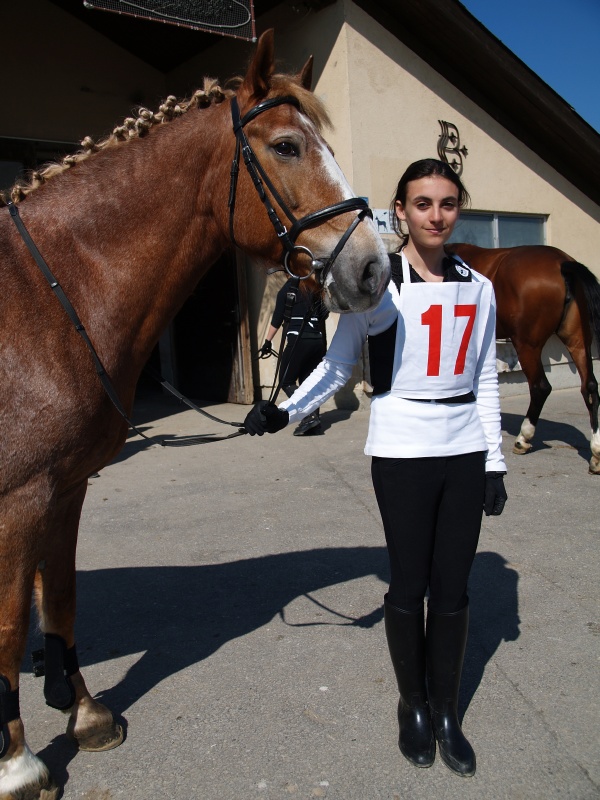 Brevetteilnehmer mit Pferd Weidhof20110320-70.jpg